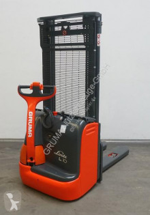 Stacker Linde L 10/379 usado