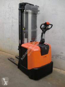 Apilador BT SPE 160 usado