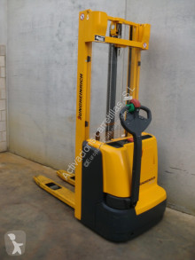 Apilador Jungheinrich EJC 112 320 ZT usado