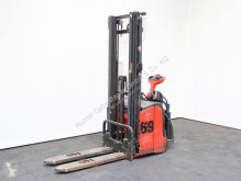 Stacker Linde L 14 APi 372 acompanhante usado