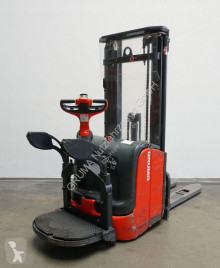 Electrotranspalet cu platforma pentru operator Linde L 14 AP i/372-03