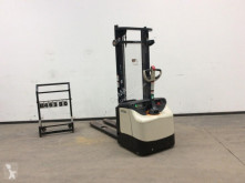 Stacker Crown ES 4000 acompanhante usado