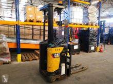 Apilador de conductor a pie Caterpillar NSR12N