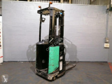 Apilador de conductor a pie Caterpillar NSR16N