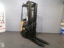 Apilador de conductor a pie Caterpillar NSR20N