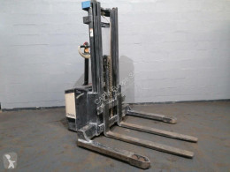 Crown WS2300 1.8 stacker used