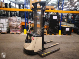 Crown ST 3000 stacker used