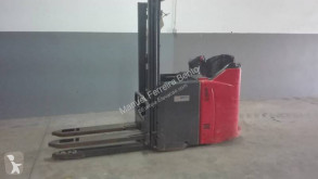 Штабелёр со стоячим местом для оператора Linde