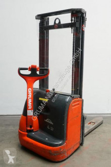 Stohovač Linde L 12 ojazdený