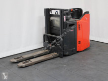Stapelaar handbestuurd Linde L 12 L HP/SP 133