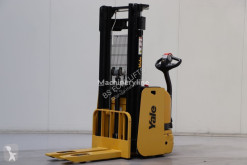 Yale pedestrian stacker MS12