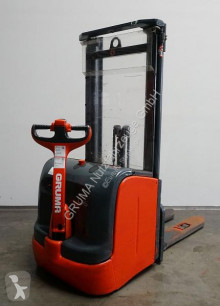 Stoccatore Linde L 16/372 usato