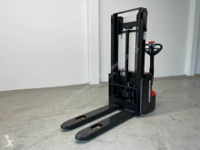 Apilador acompañante Hangcha CDD10