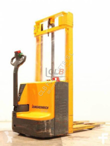 Apilador Jungheinrich EJC 110 usado