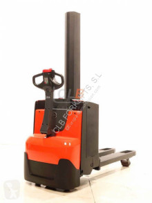 Gerbeur BT Staxio SWE 080 L occasion