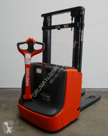 Stacker Linde L 12