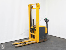 Apilador Jungheinrich EJC 212 115-320ZZ acompañante usado