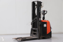 Apilador BT SPE125L acompañante usado