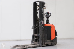 Apilador BT SPE125L acompañante usado