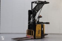 Apilador Yale MS12X de conductor a pie usado