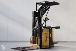 Apilador Yale MS12X de conductor a pie usado