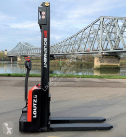 EP ESL122 stacker used