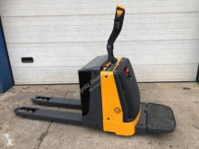 Atlet TLP / 200 stacker used stand-on