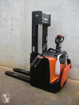 BT SPE 120 stacker used