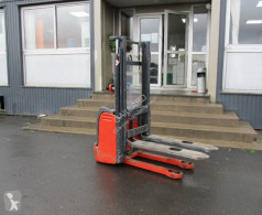 Fenwick L10 stacker used stand-on