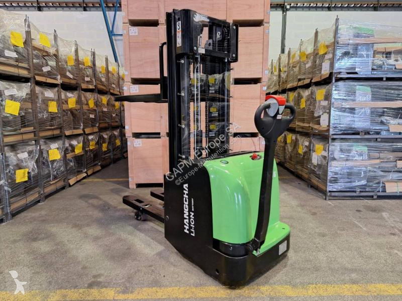 Apilador Hangcha  CDD16-AC1-LI
