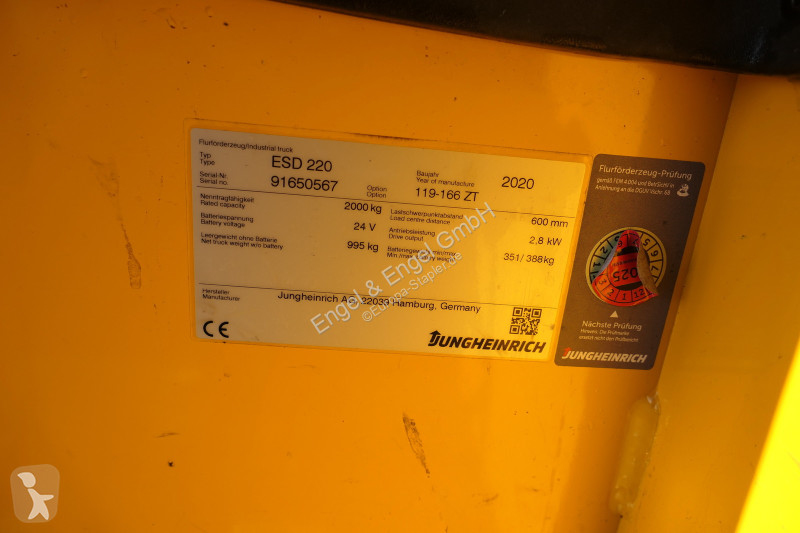 مرفاع شوكي Jungheinrich ESD 220