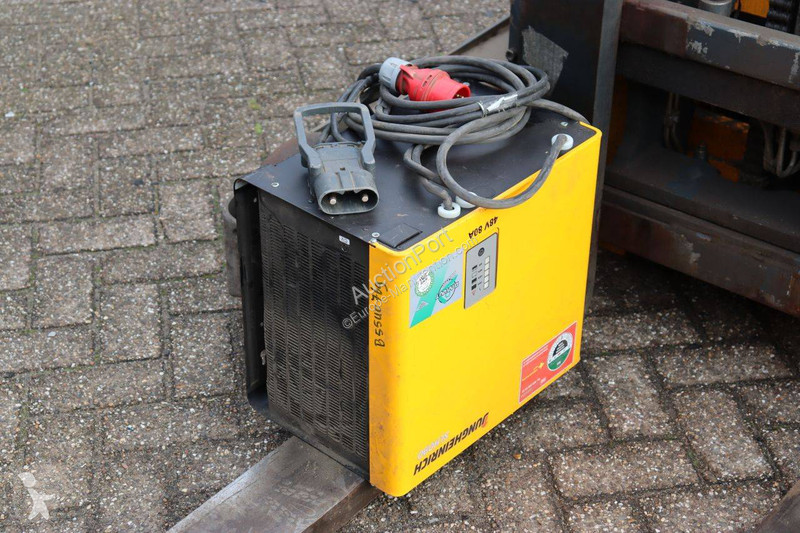 Gerbeur Jungheinrich ETV 214