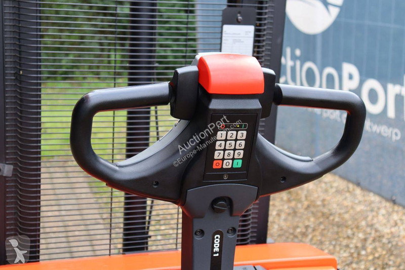Stacker BT SWE120