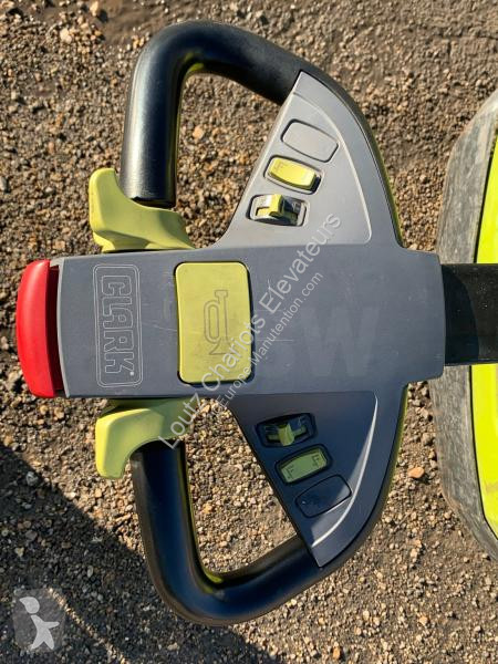 Apilador Clark  SX12