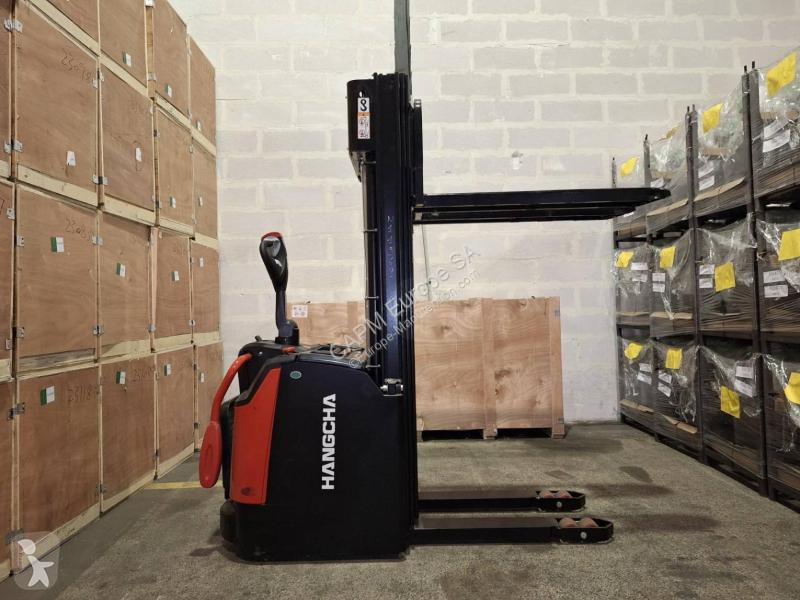 Apilador Hangcha  CDD16-AZ3S