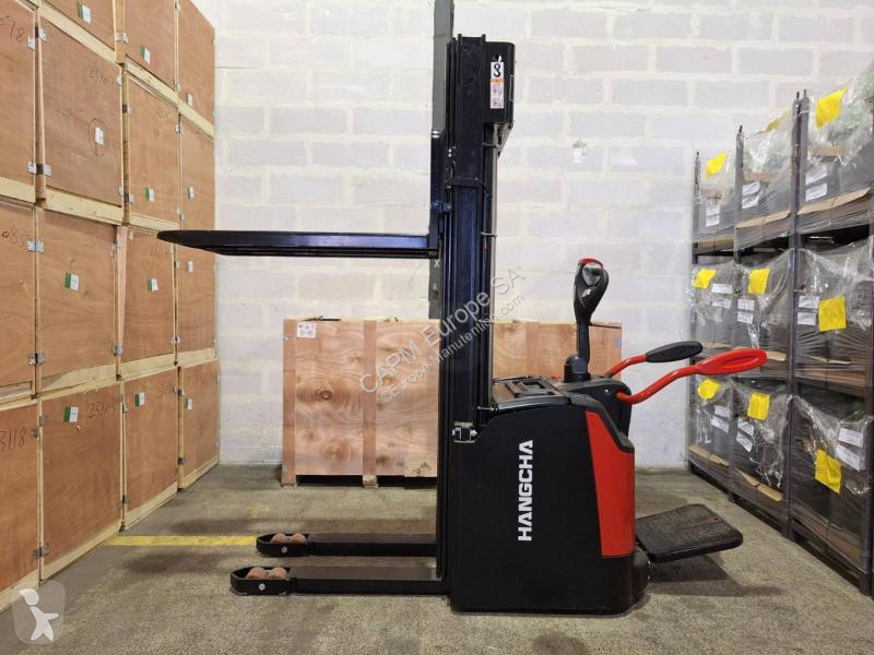 Apilador Hangcha  CDD16-AZ3S