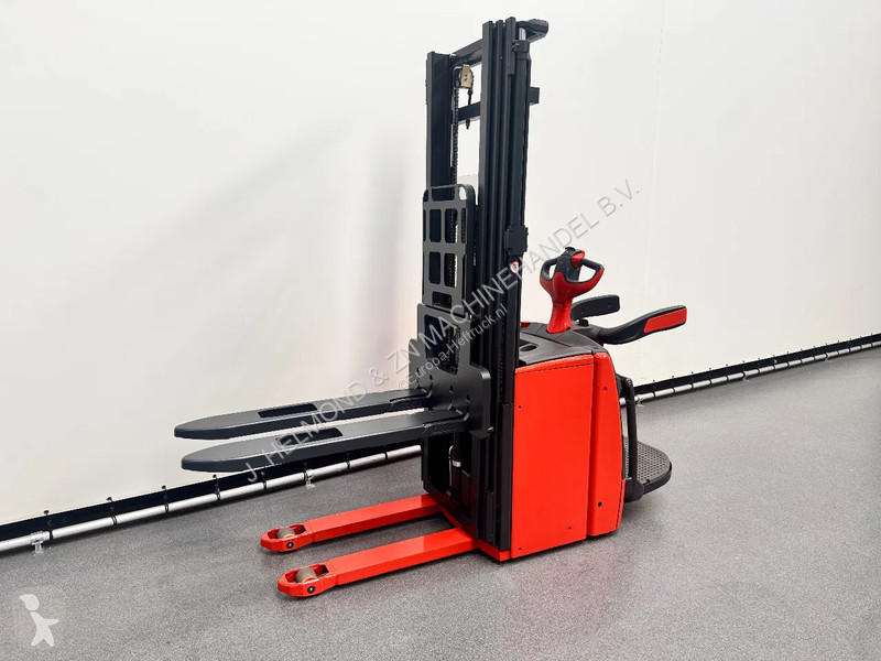 Apilador Linde L 16 AP