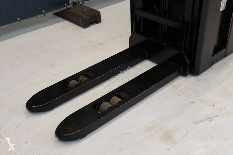 Apilador BT SPE120