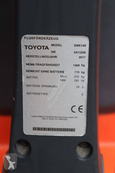 Stacker Toyota SWE140