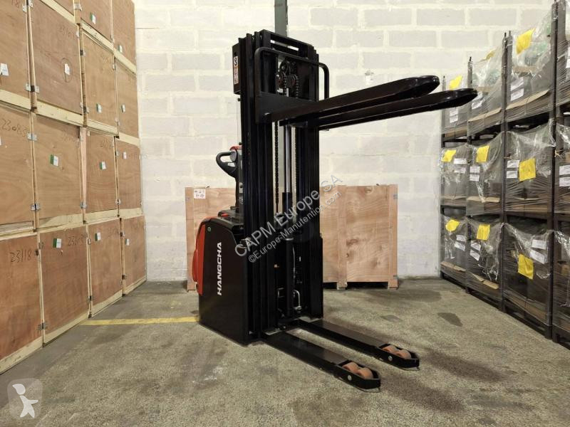 Apilador Hangcha  CDD16-AZ3S