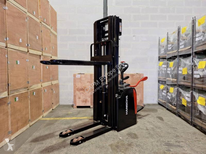 Apilador Hangcha  CDD16-AZ3S