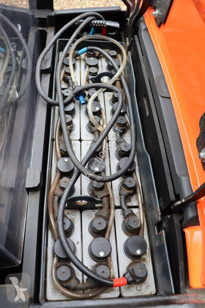 Stacker Toyota SWE200