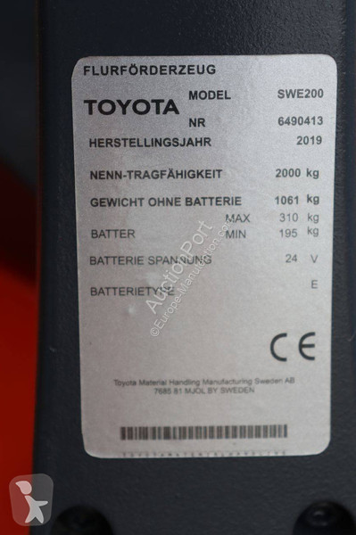 Stacker Toyota SWE200