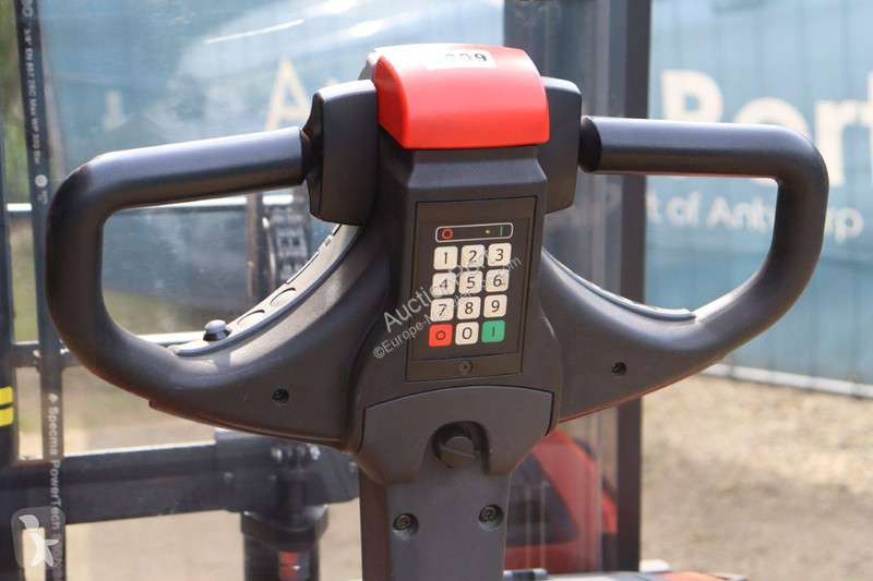 Stacker Toyota BT