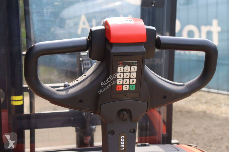 Stacker Toyota BT