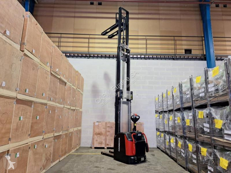 Apilador Hangcha  CDD16-AZ3S