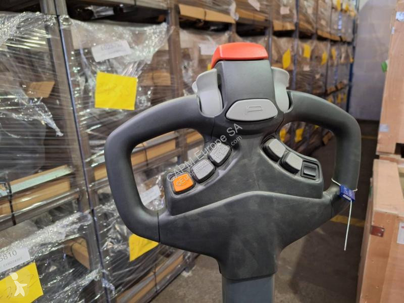 Stapelaar Manitou  ES-C 713 SVC 17.V.315