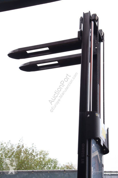 Stacker Toyota SWE140