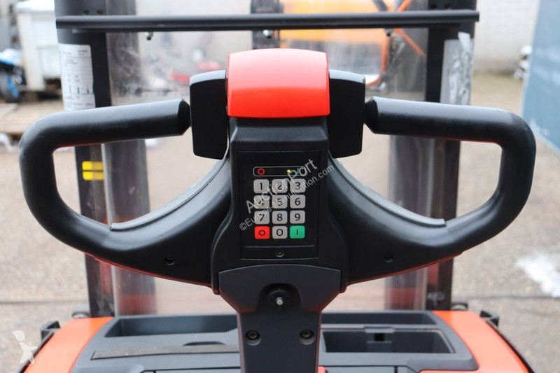 Stacker