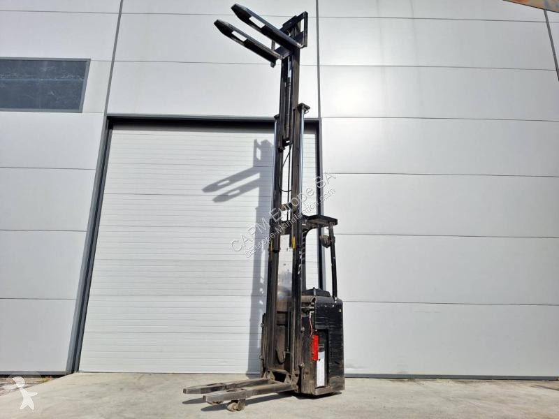 Stacker Caterpillar  NSR16NI